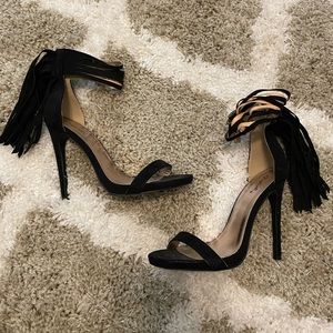 Fringe black sandals sz 8